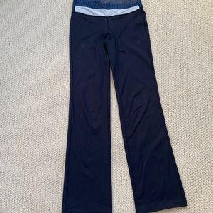 Lululemon groove pants